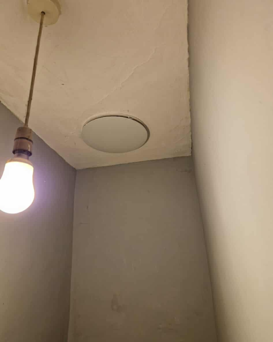 An installed PIV Unit seen from below